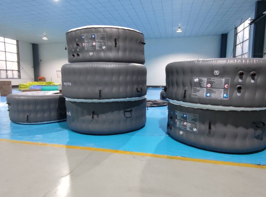 Bak Mandi Air Panas Tiup yang Disesuaikan Dengan Penutup Isolasi Bak Mandi Air Panas Inflatable