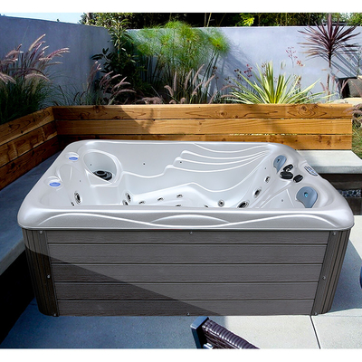 Ukuran Kecil 3 Orang Freestanding Hot Tub Outdoor Whirlpool Spa Bathtub Dengan LED